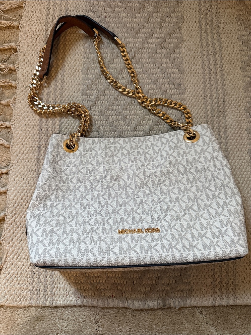 Michael Kors White MK Signature Shoulder Bag with Gold Chain
